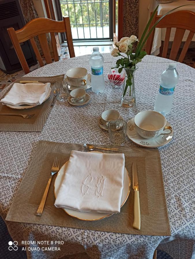 D'Or Duble' Bed And Breakfast Carignano  Екстериор снимка